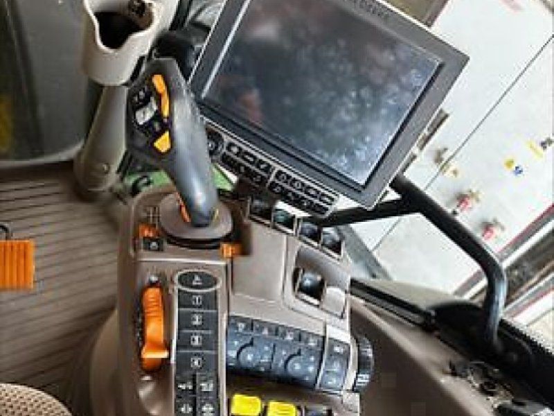 John Deere 6250R COMMANDPRO