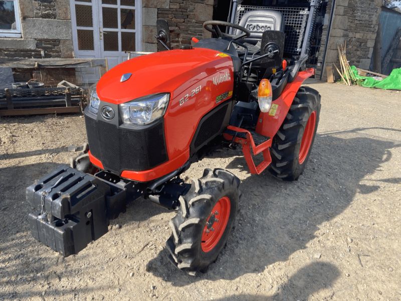 Kubota B2-261