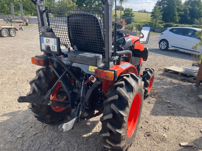 Kubota B2-261