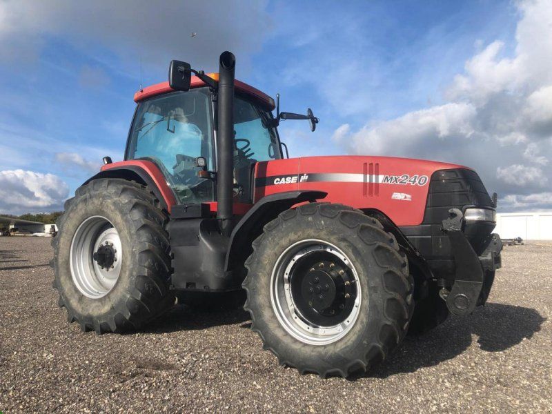 Case IH MX 240 Magnum