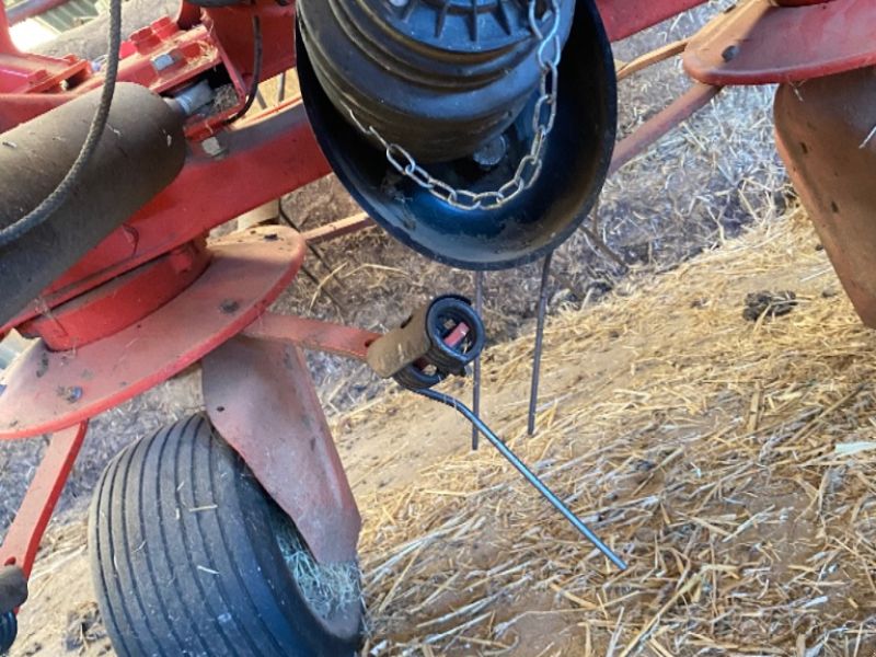 Kuhn GF 8702