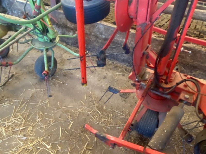 Kuhn GF 8702