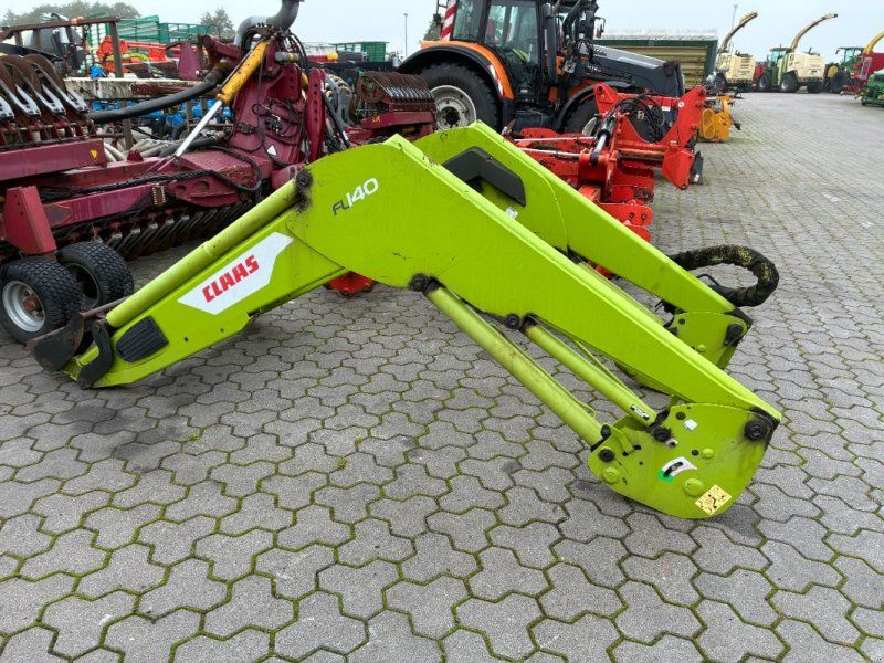 Claas FL 140