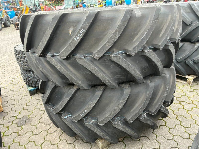 Mitas 2x 710/70 R42 Kompletträder