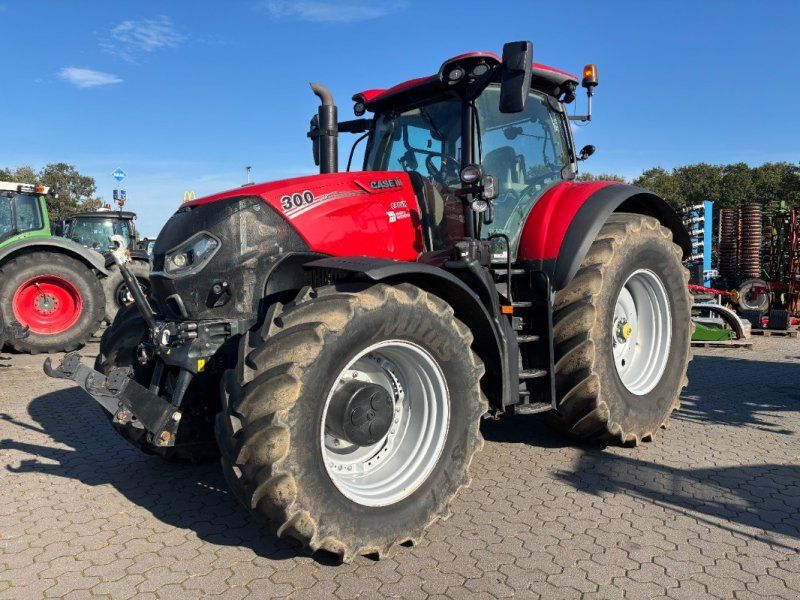 Case IH Optum 300 CVX