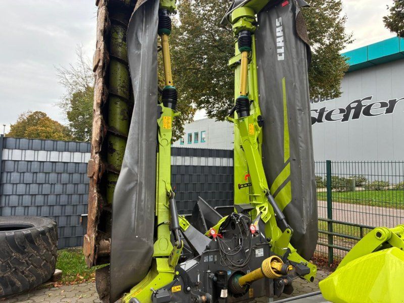 Claas Disco 9300 Direct Swather