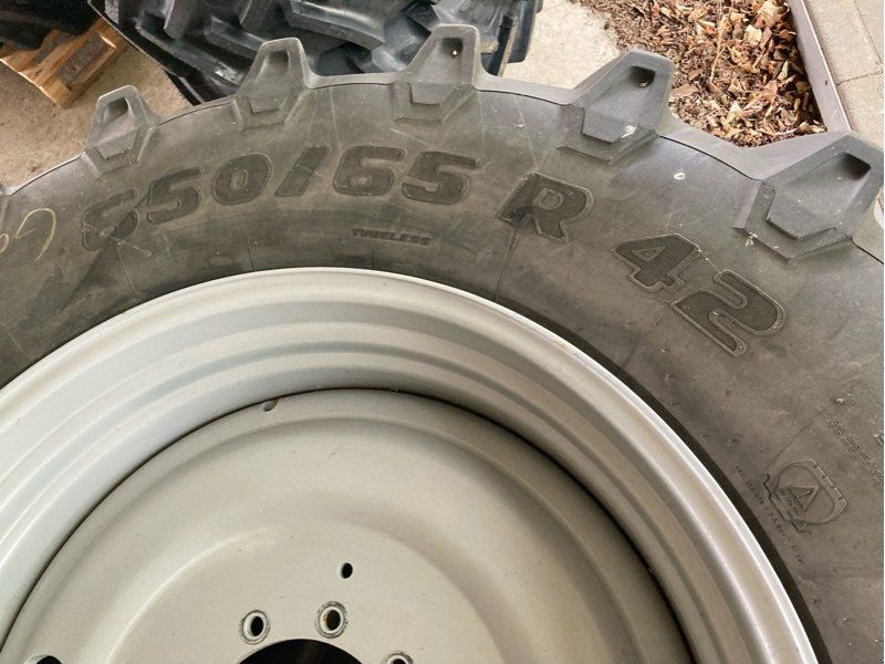 Trelleborg 650/65R42