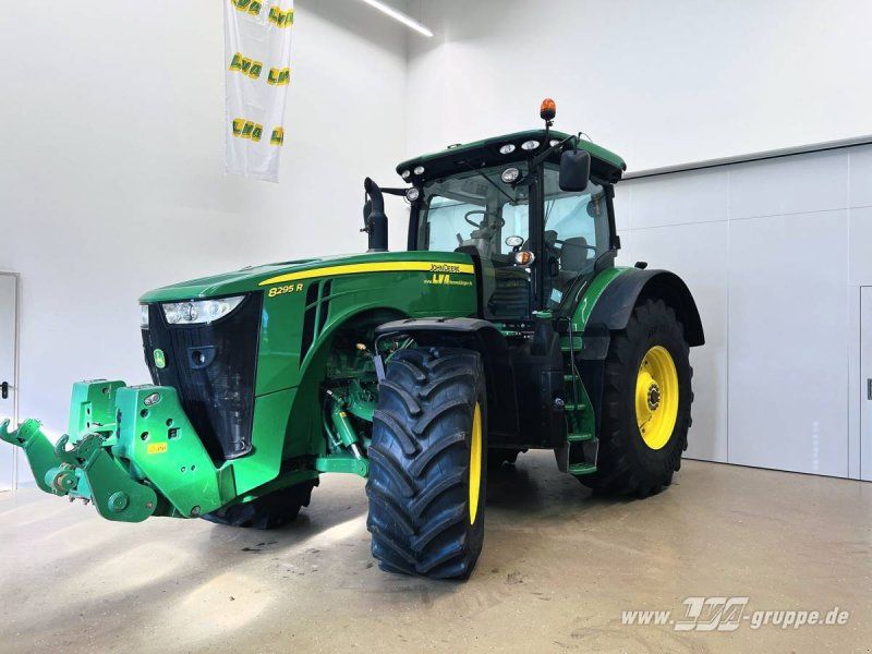 John Deere 8295R