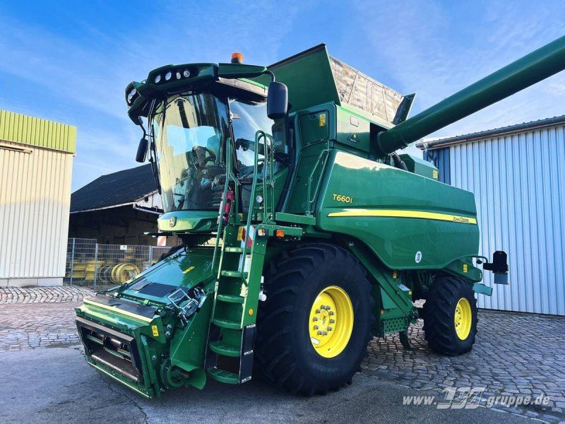 John Deere T660