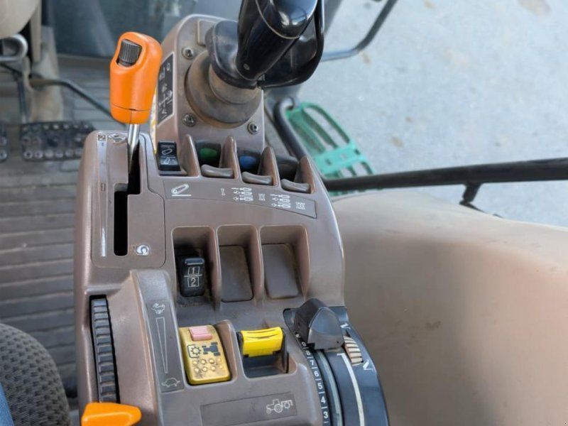 John Deere 6130 R Premium