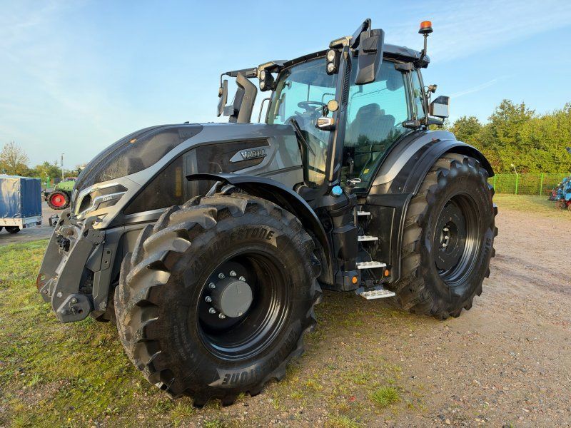 Valtra Q 265