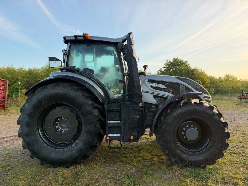 Valtra Q 265
