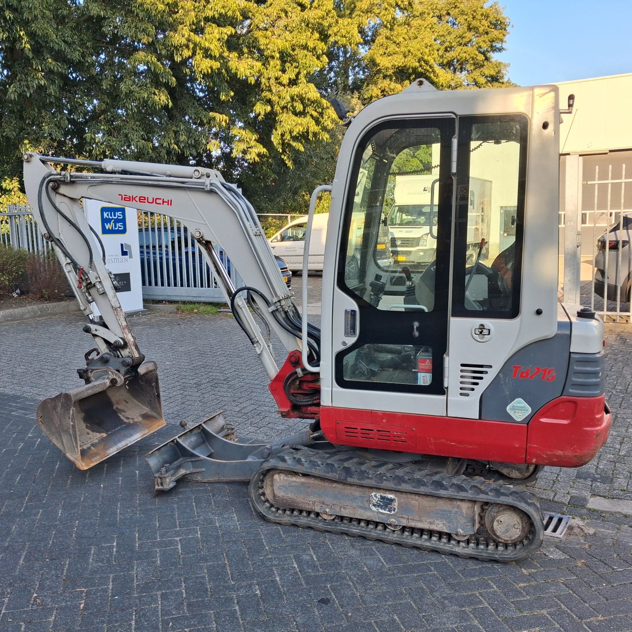 Takeuchi Tb219 Minigraver.