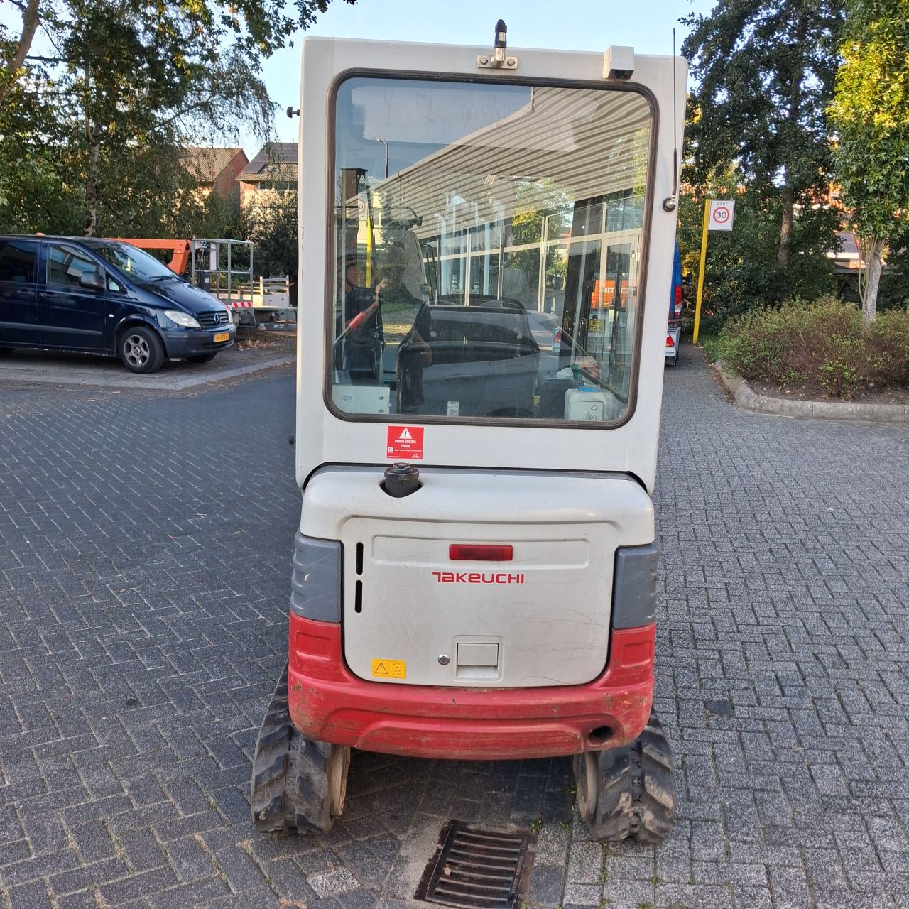Takeuchi Tb219 Minigraver.