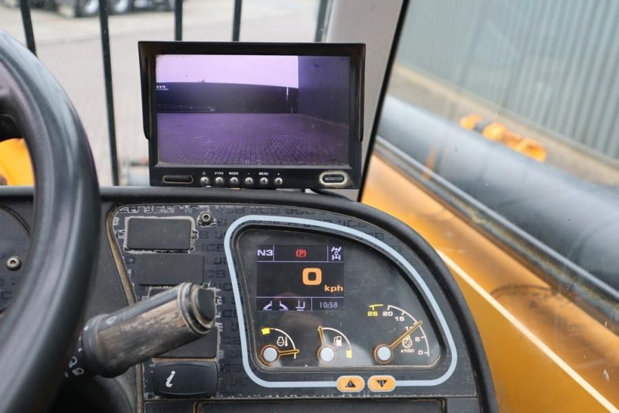 JCB 535-125 Diesel, 4x4x4 Drive, 12.5m Lifting Height,