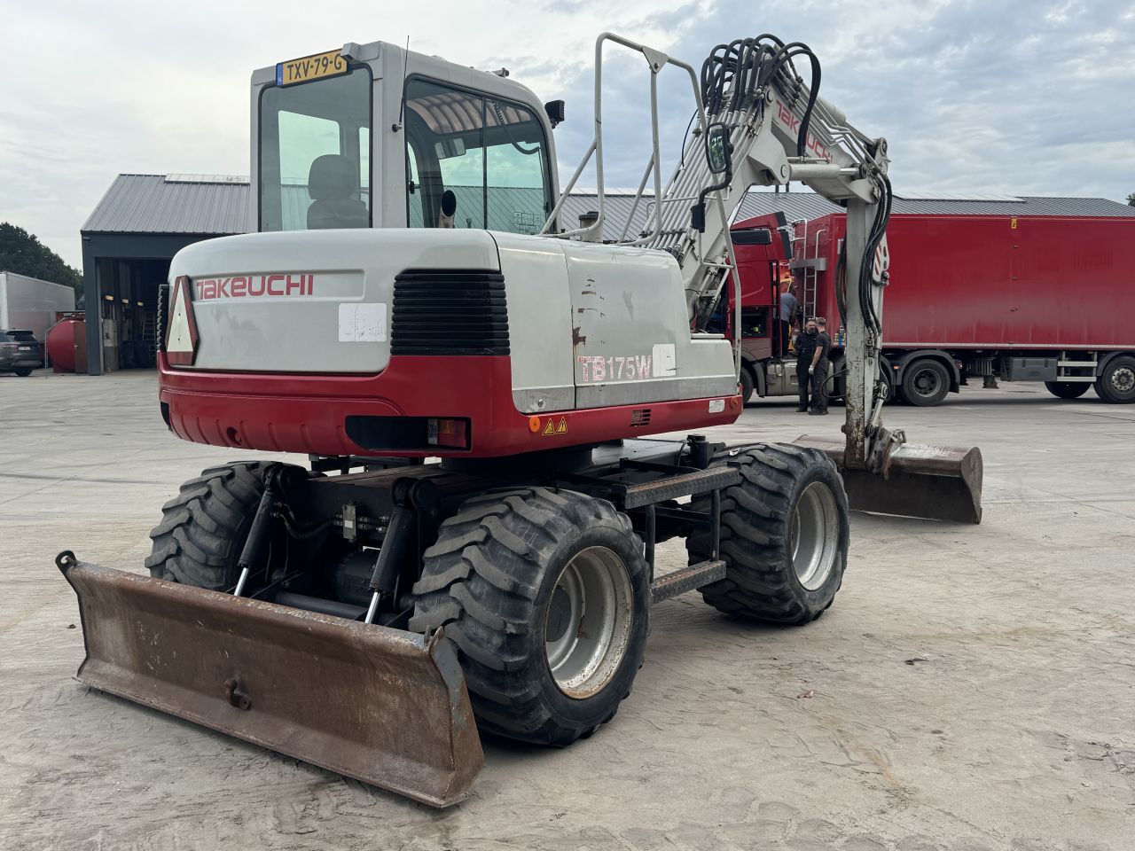 Takeuchi TB175W | Twee delige giek |
