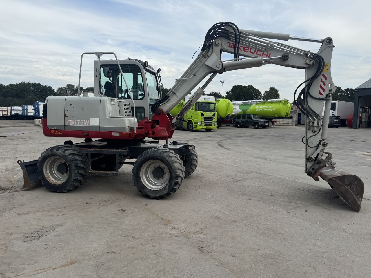 Takeuchi TB175W | Twee delige giek |