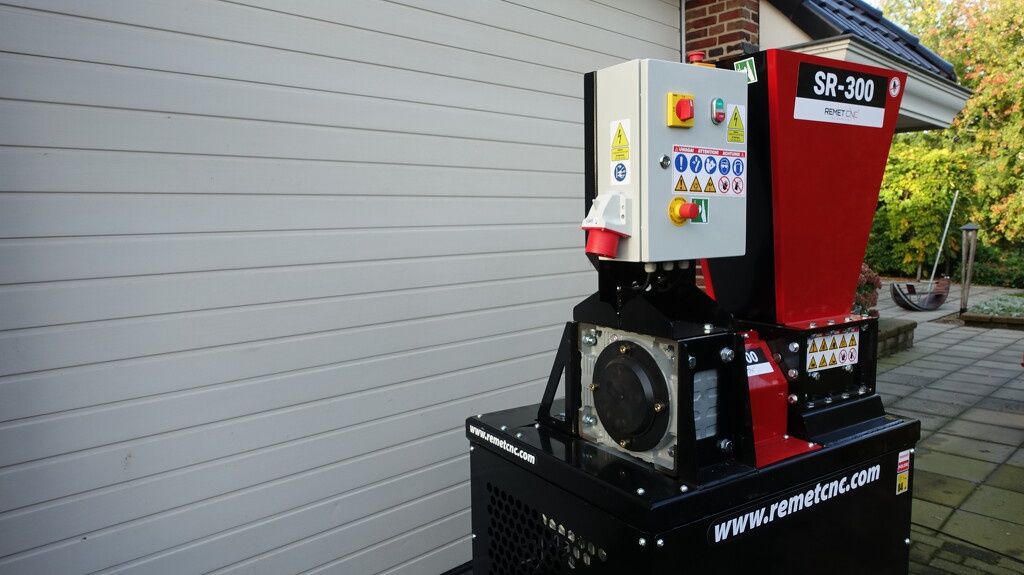 Remet SR300 Schredder