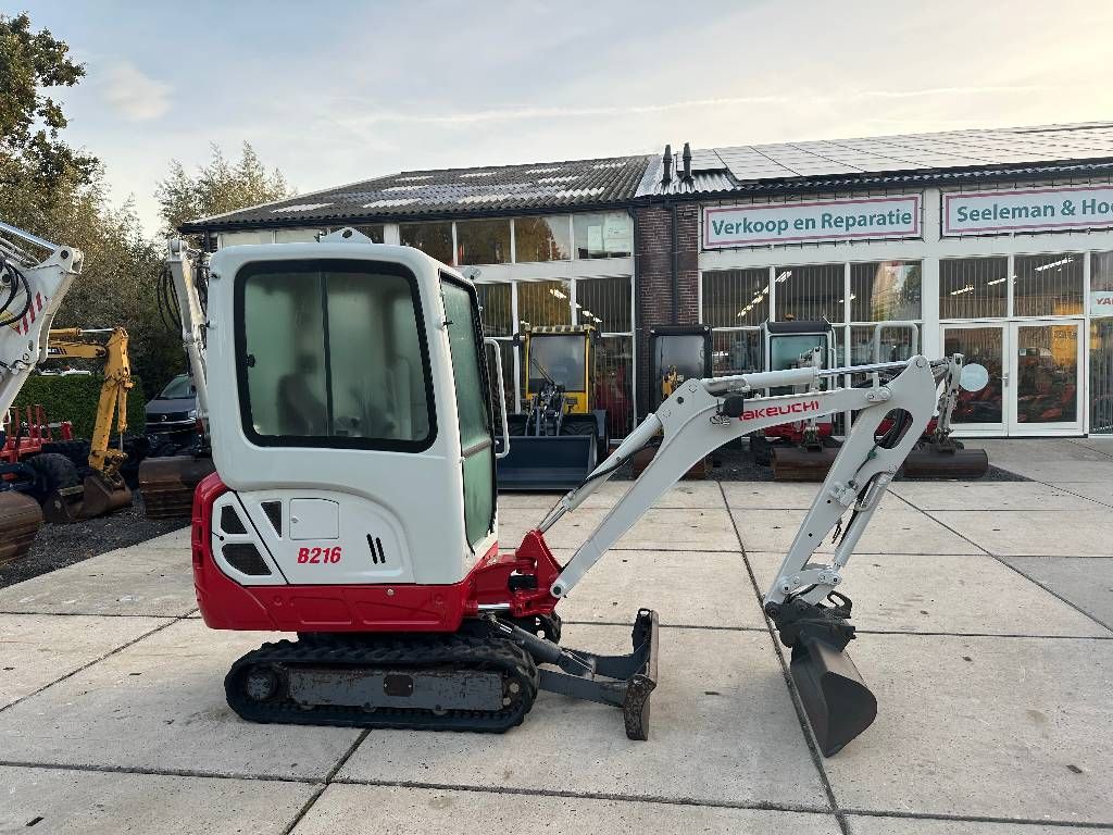 Takeuchi TB 216