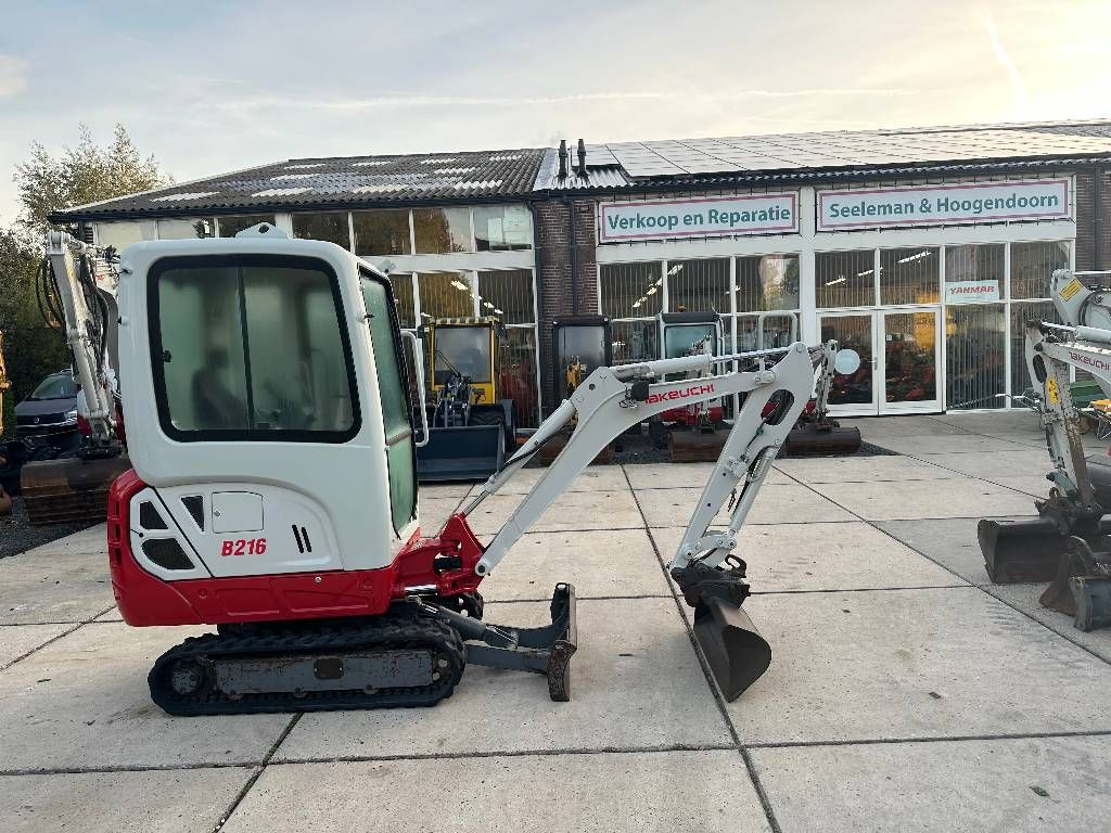 Takeuchi TB 216