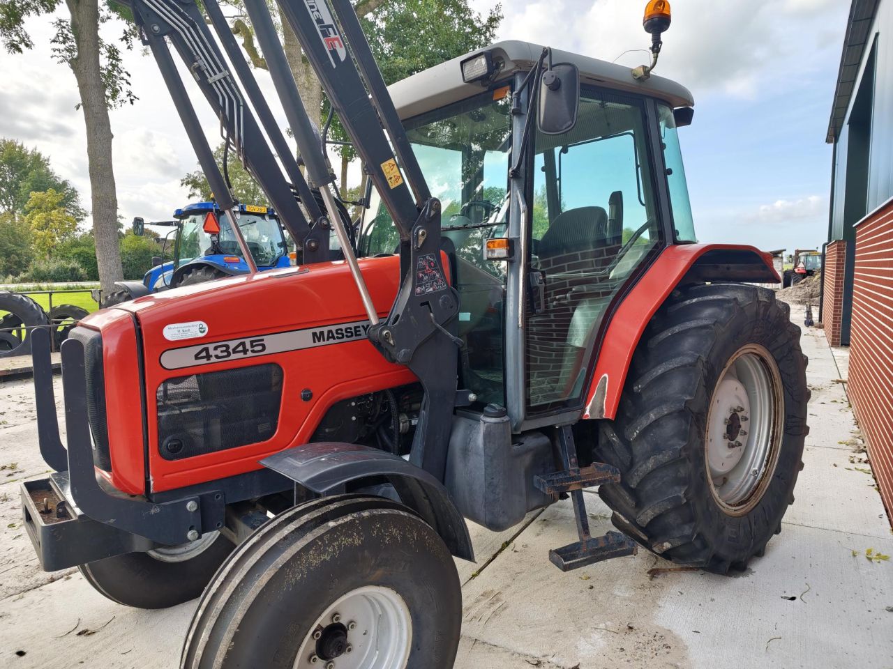 Massey Ferguson 4345