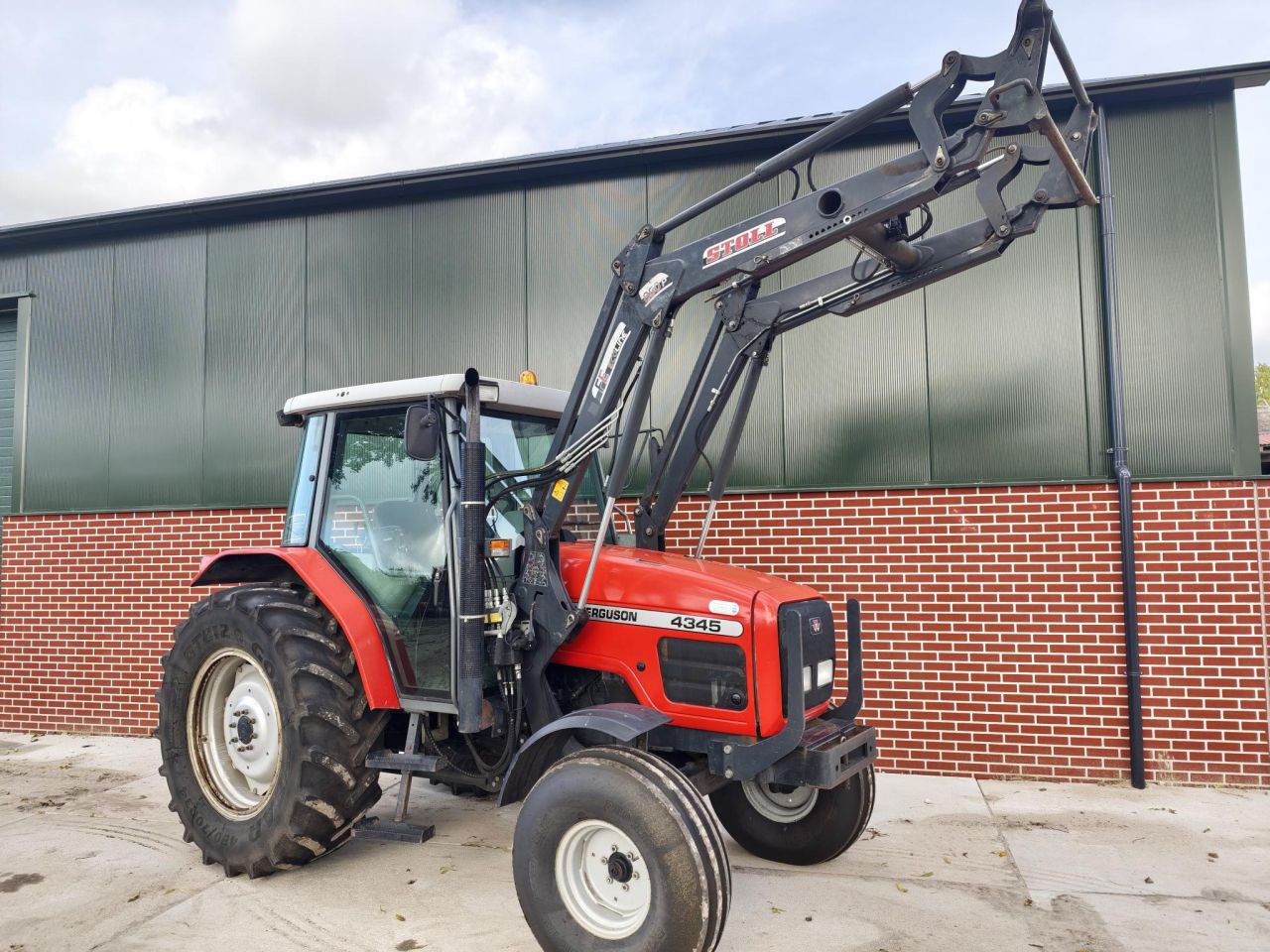Massey Ferguson 4345