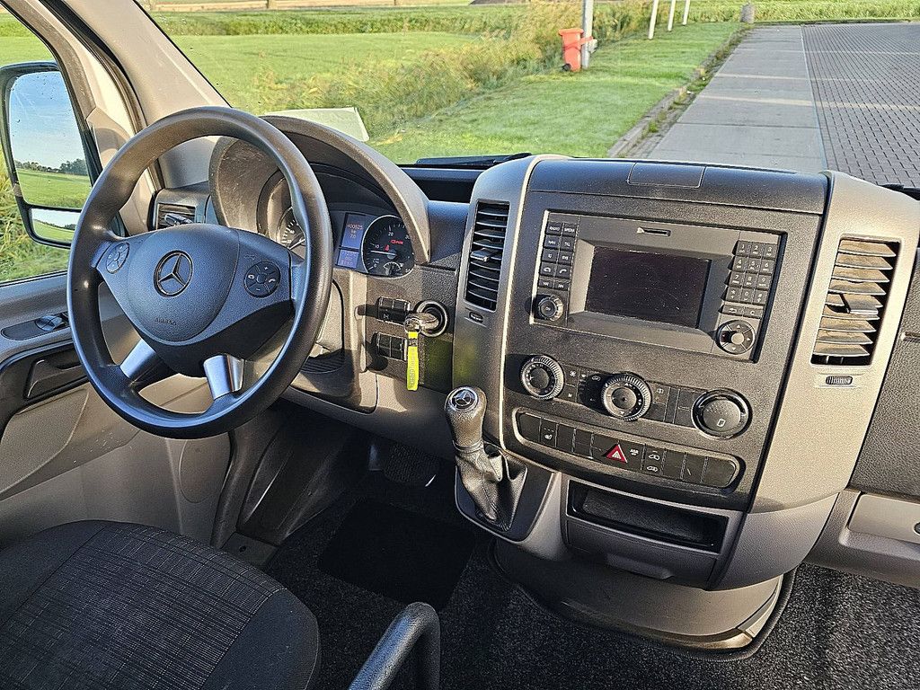 MERCEDES-BENZ SPRINTER 519 L2H2 V6 3.0 LTR ac automaat 4X4! sperdifferentieel standkachel camera EURO6 cruisecontrol xenon