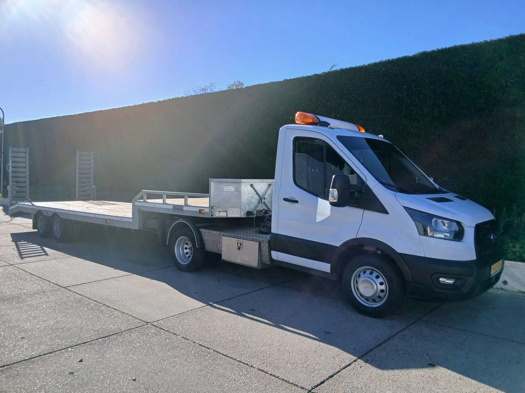 Ford Transit + semi-dieplader oplegger 6,0 m.