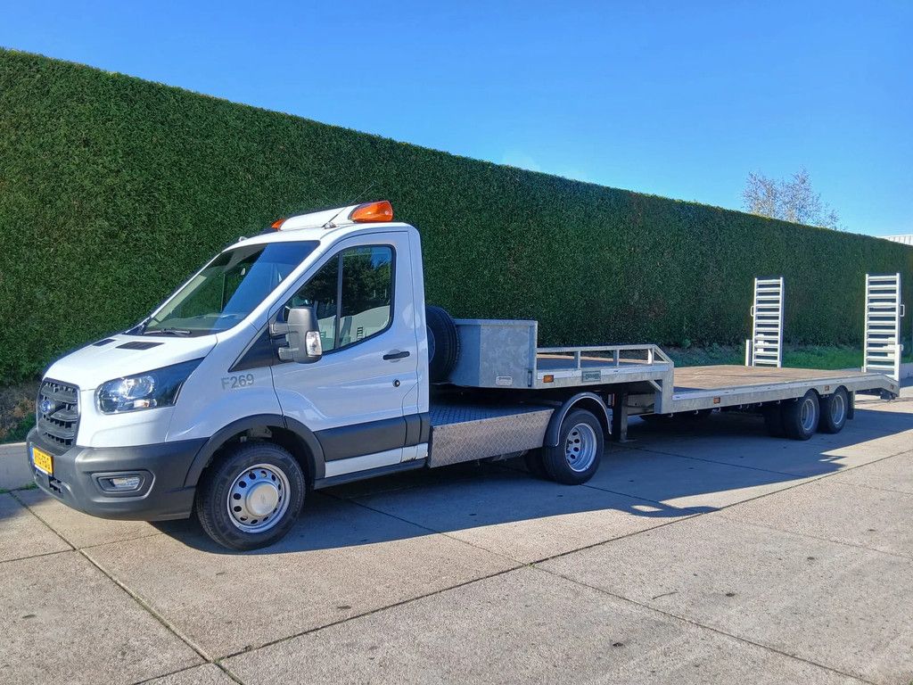Ford Transit + semi-dieplader oplegger 6,0 m.