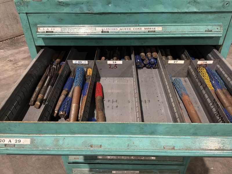 Lista Industrielle Metallkommode