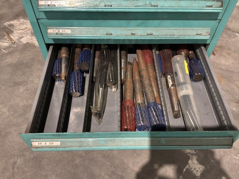 Lista Industrielle Metallkommode