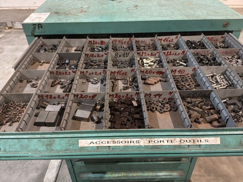Lista Industrielle Metallkommode