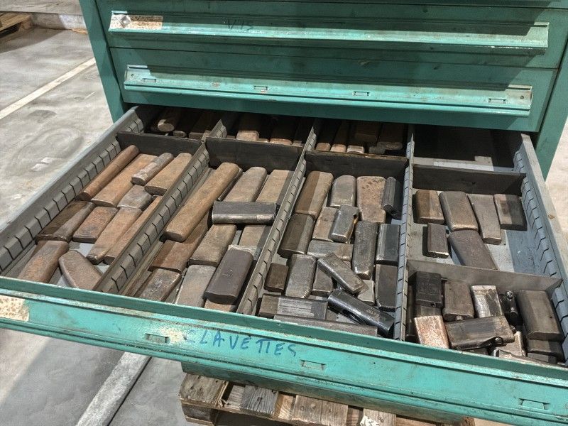 Lista Industrielle Metallkommode