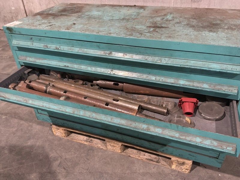 Lista Industrielle Metallkommode