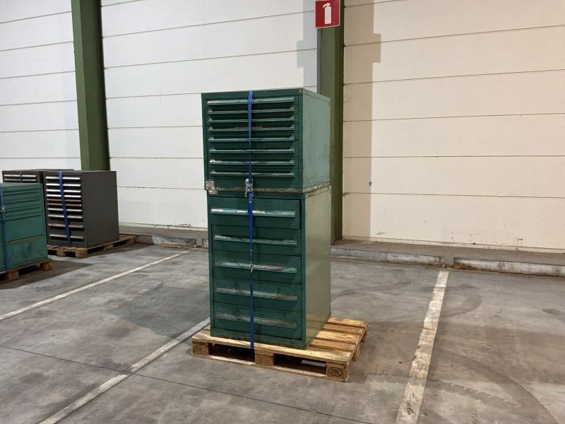 Lista Industrielle Metallkommode (2x)