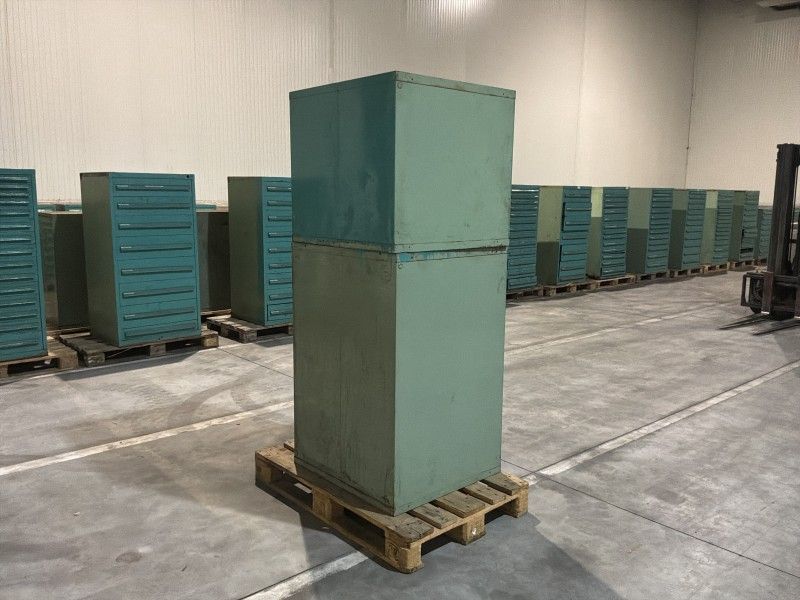 Lista Industrielle Metallkommode (2x)