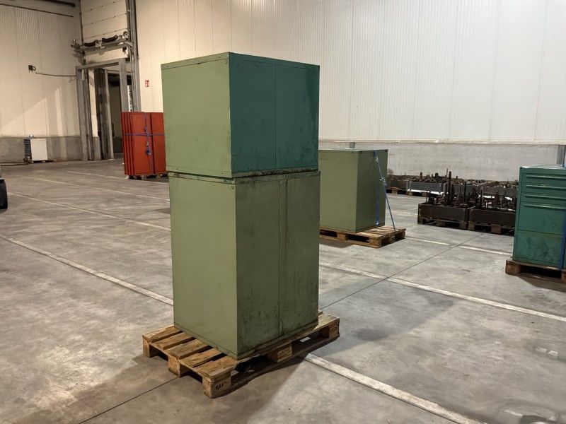 Lista Industrielle Metallkommode (2x)