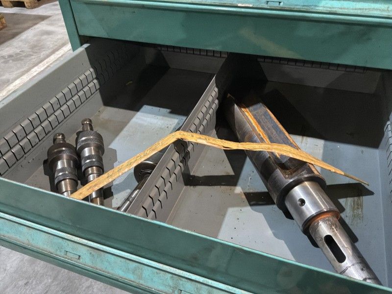 Lista Industrielle Metallkommode (2x)