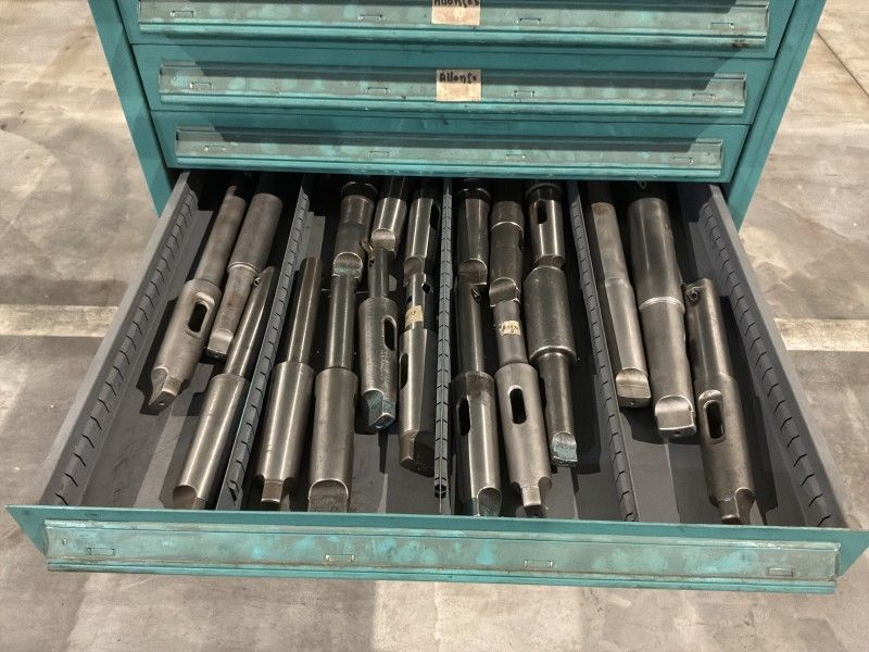 Lista Industrielle Metallkommode