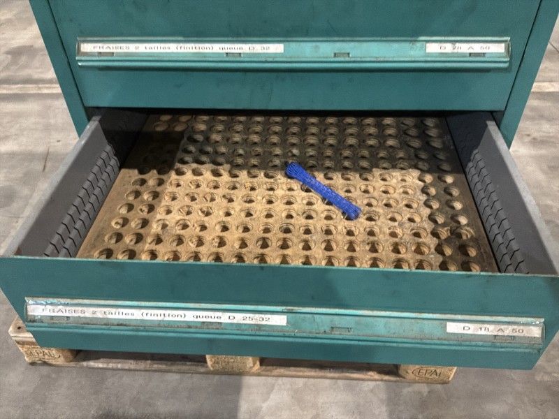 Lista Industrielle Metallkommode