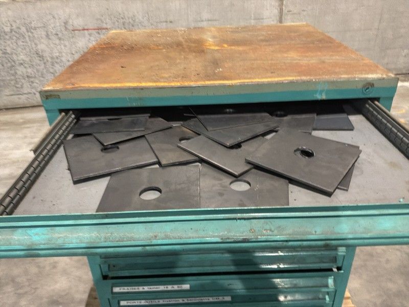 Lista Industrielle Metallkommode