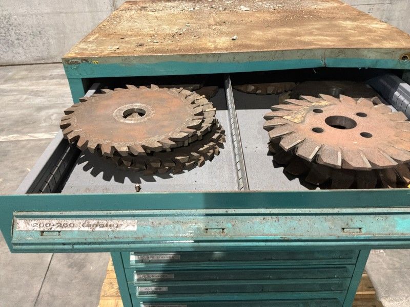 Lista Industrielle Metallkommode