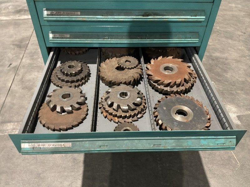 Lista Industrielle Metallkommode