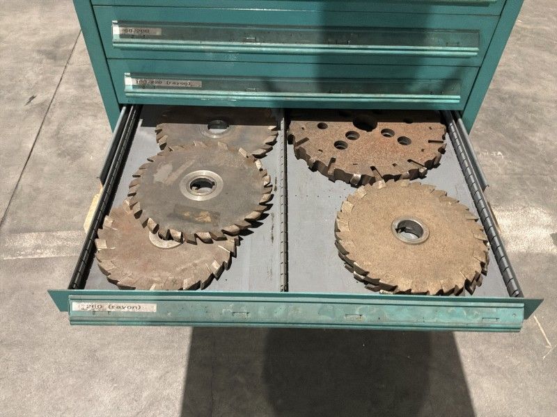 Lista Industrielle Metallkommode