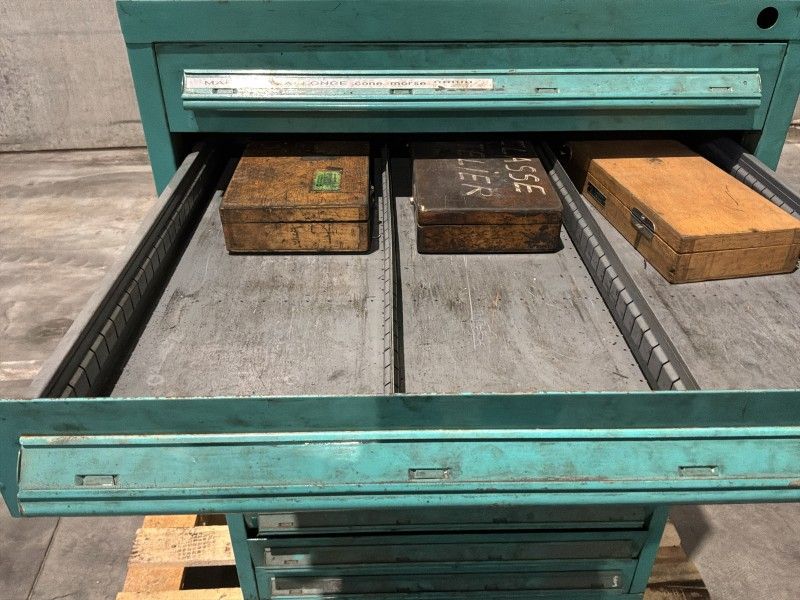 Lista Industrielle Metallkommode