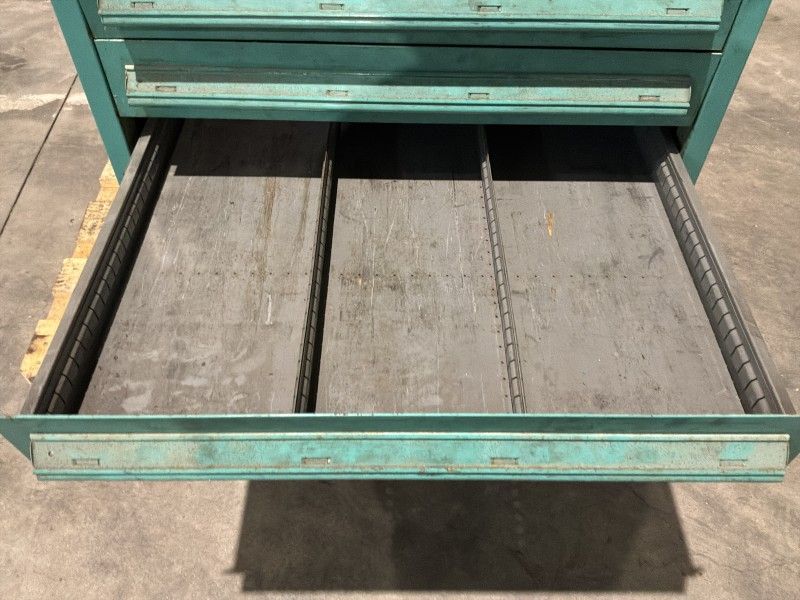 Lista Industrielle Metallkommode