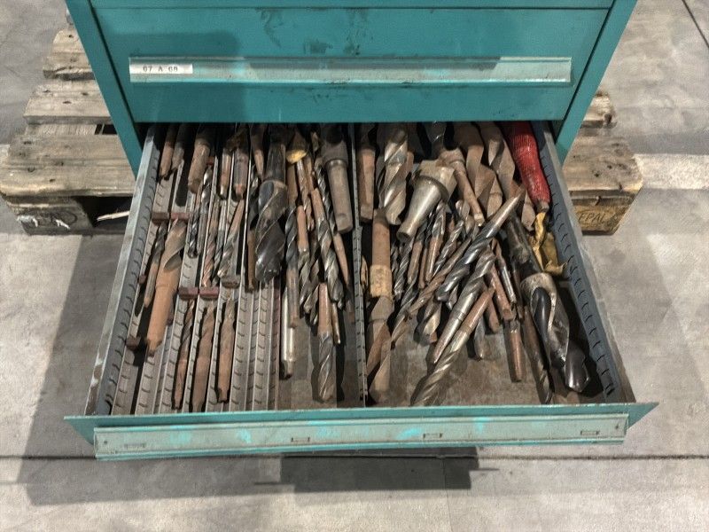 Lista Industrielle Metallkommode