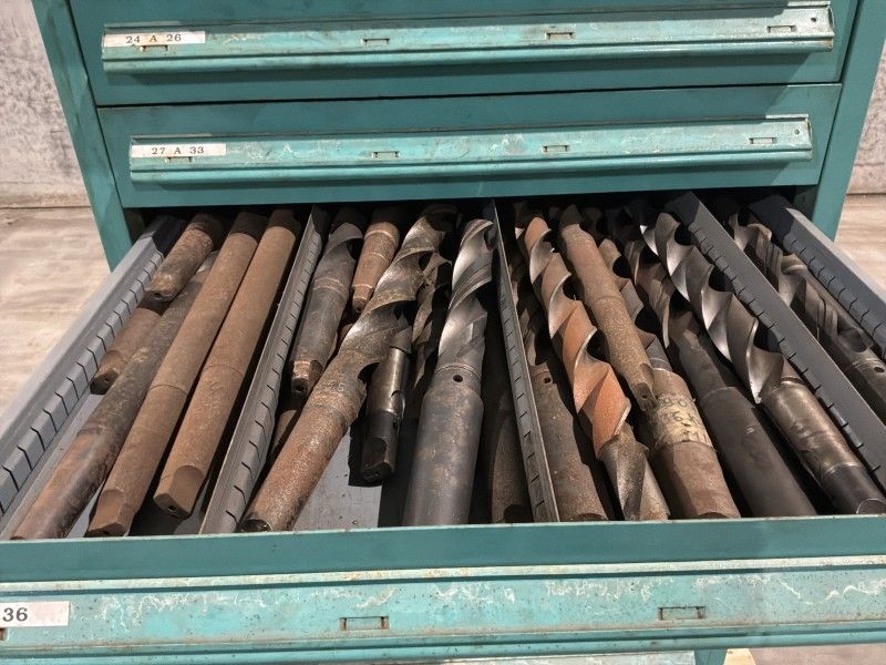 Lista Industrielle Metallkommode