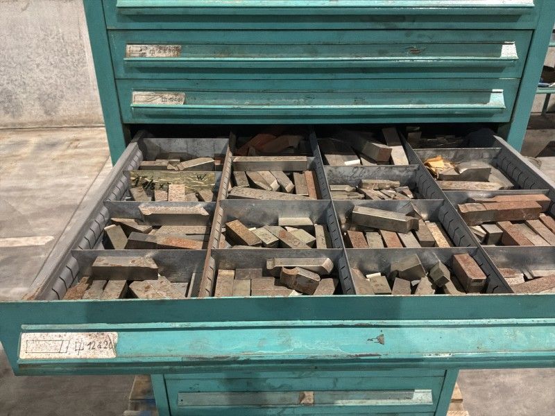 Lista Industrielle Metallkommode