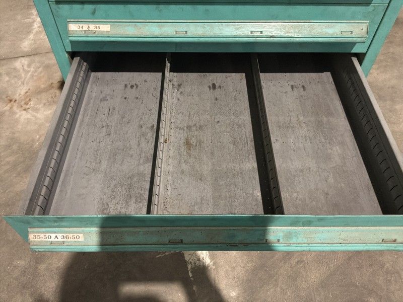Lista Industrielle Metallkommode